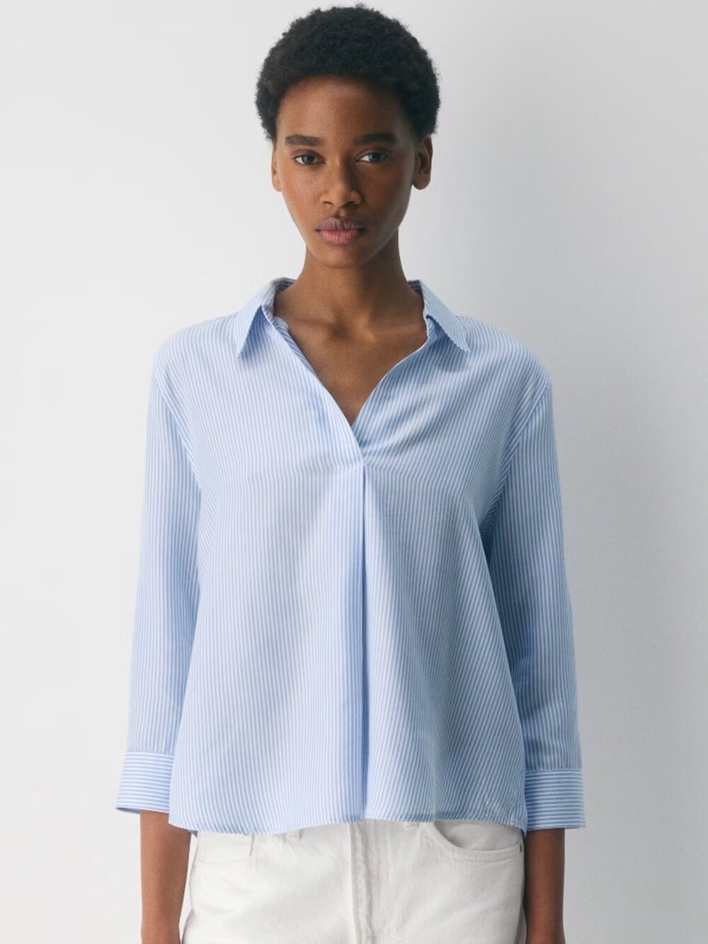 Aritzia Babaton Persona Shirt (Size S Blue/White)